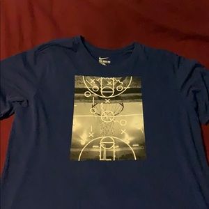 Blue nike tee